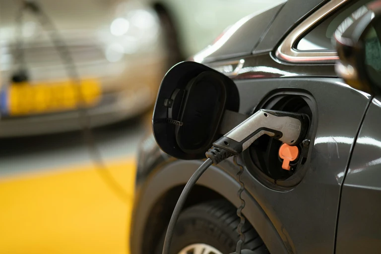 Electric Vehicle Technology